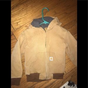 Boys car hart jacket size 8 medium